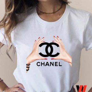 Cheap Lady Hand Chanel Logo T Shirt, Gift For Your Mom