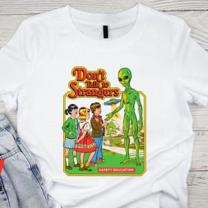 Vintage Alien With Human Dont Talk To Strangers Stranger Things Graphic Tee, Gifts For Stranger Things Fans