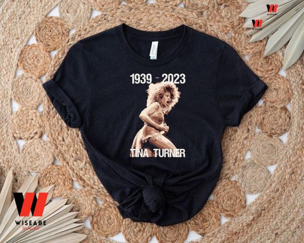 Vintage 83 Years 1939 2023  Memories Of Queen of Rock n Roll Tina Turner T Shirt